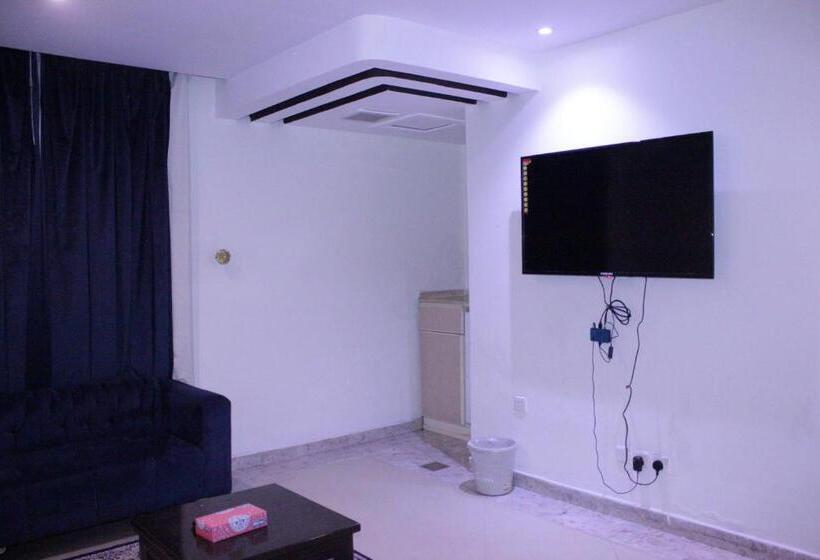 デラックストリプルルーム, Altamyoiz Sirved Apartments