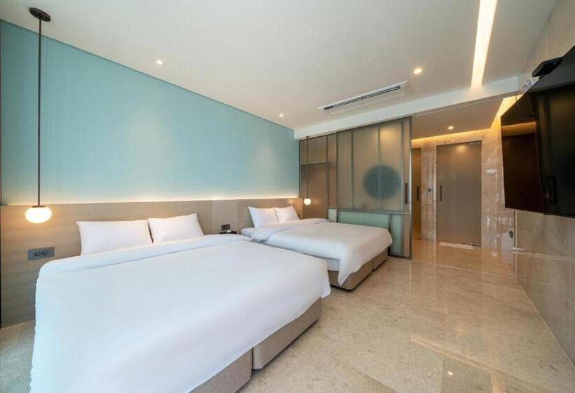 Люкс Премиум, Yeosu Calacatta Hotel & Resort