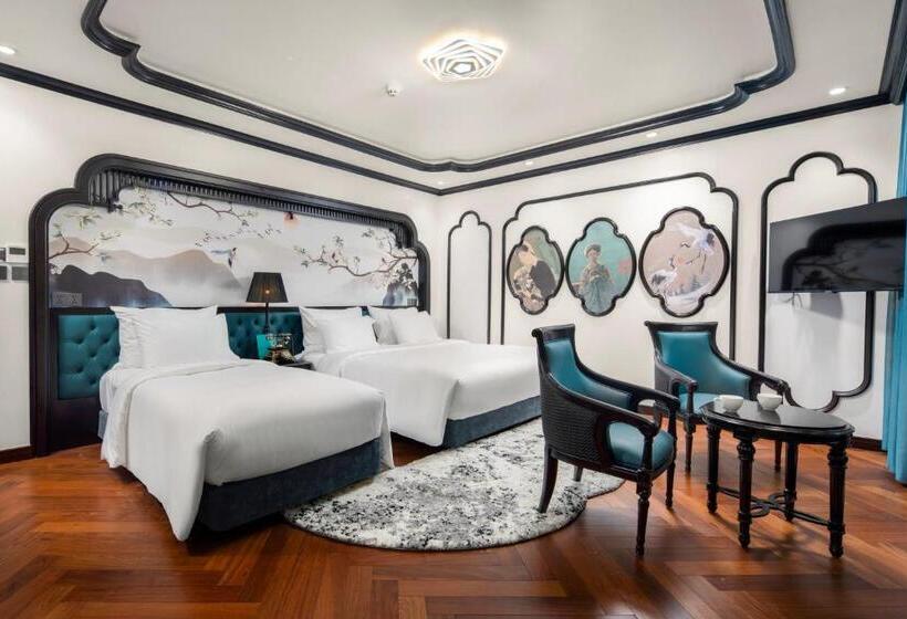 سوییت جونیور با بالکن, Catherine Cruises Ha Long Bay
