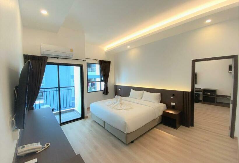 Семейный Номер, Geen Hotel Chonburi