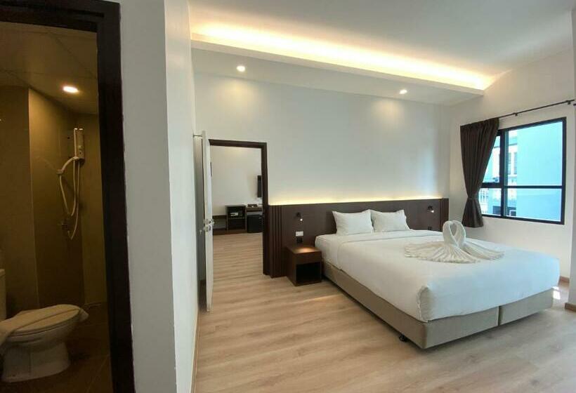 家庭间, Geen Hotel Chonburi