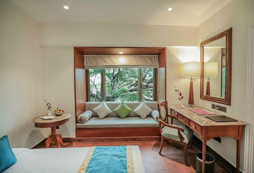 Номер Стандарт, Regenta Central Lucknow By Royal Orchid Hotels Limited