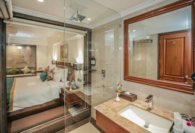 Стандартный Номер Кровать Кинг, Regenta Central Lucknow By Royal Orchid Hotels Limited