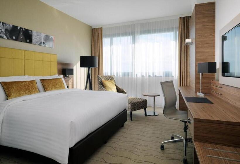 带大床的标准间, Bonn Marriott