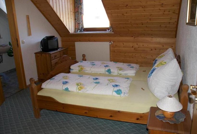 Номер Стандарт, Gasthof Jägerheim