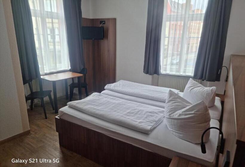Номер Стандарт, 1a Hotel Zimmer Frei