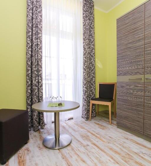 수피리어 룸, Restaurant & Pension Eshramo