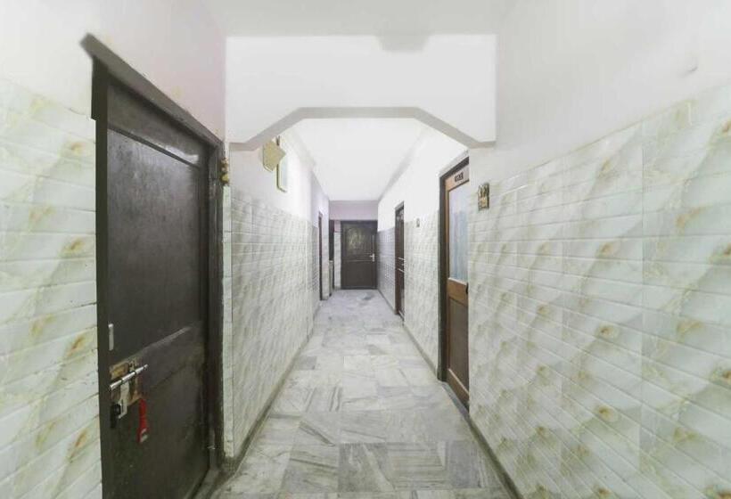 三人经典房间, Flagship Hotel Maitry