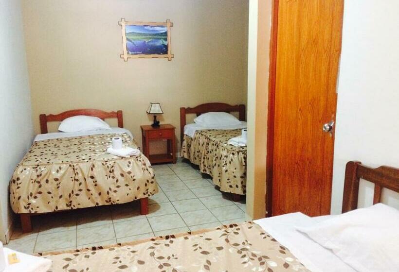 Номер Стандарт Трехместный, Hostal Oro Verde Villa Rica
