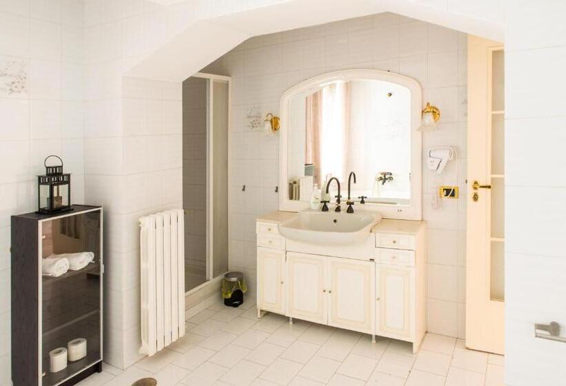 Апартаменты 2 Спальни, Casa Ninina