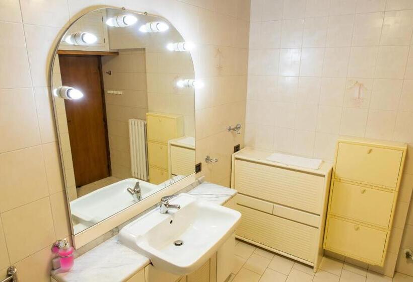 Апартаменты 1 Спальня Нижний Этаж, Casa Ninina