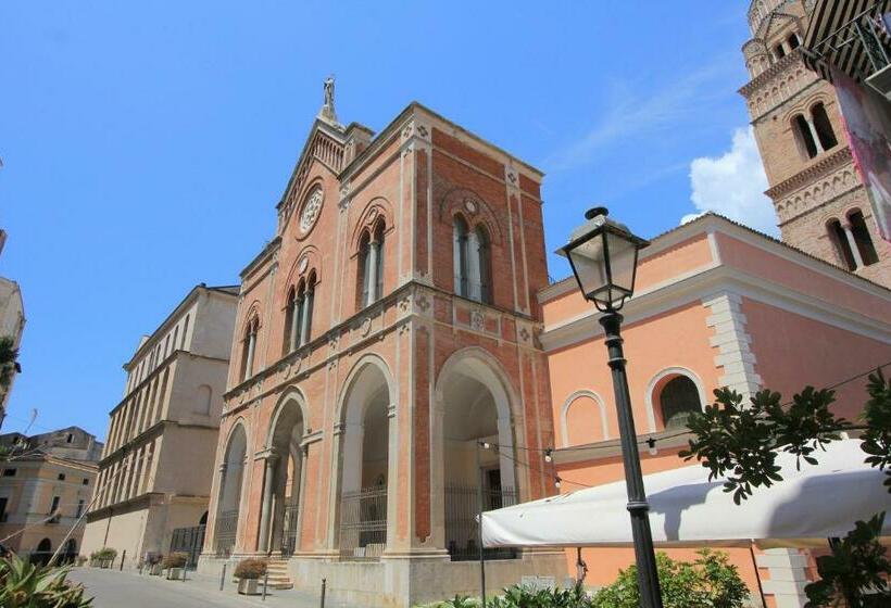 اتاق استاندارد, Sapore Di Mare Al Duomo