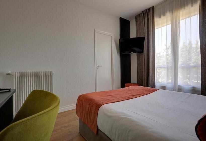 Четырехместный Номер Стандарт, Brit Hotel Europ Bergerac
