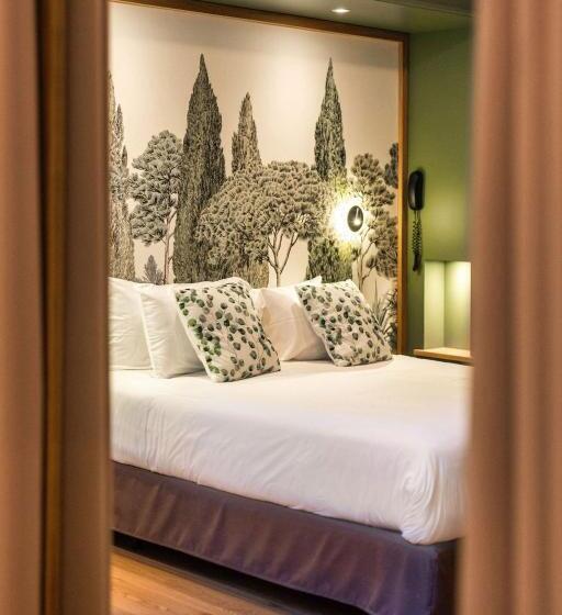 سوییت, Garlande Hôtel Avignon Centre
