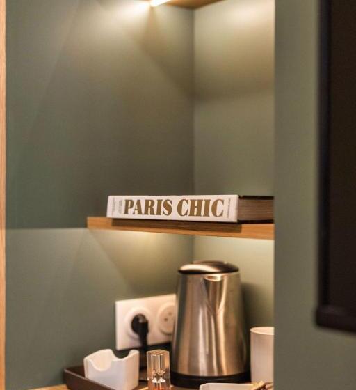 Номер Стандарт, Garlande Hôtel Avignon Centre
