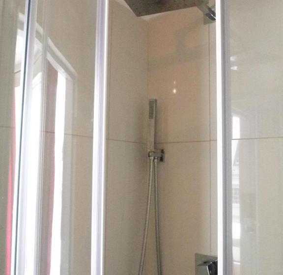 Номер Комфорт, Earls Court Garden