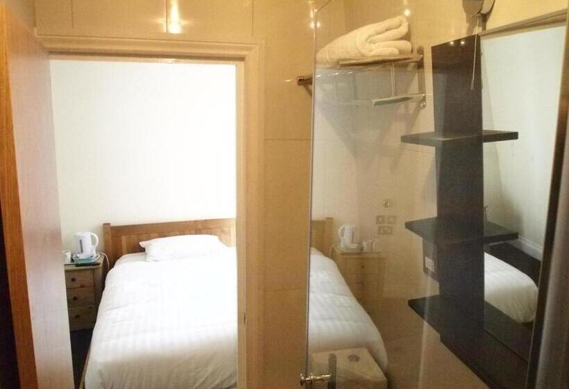 Номер Комфорт, Earls Court Garden