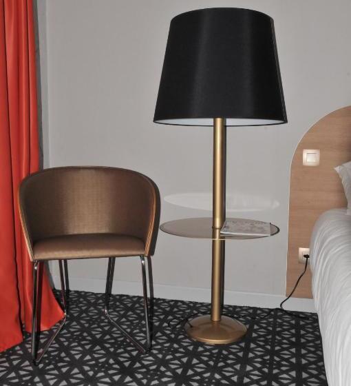 Семейный Номер, Hôtel Beau Rivage