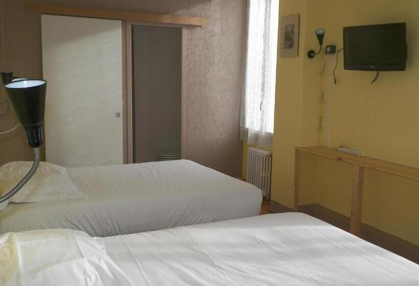 اتاق استاندارد چهار تخته, Hôtel Du Commerce