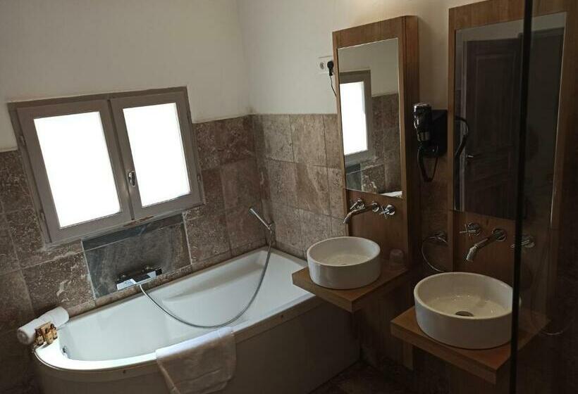 Люкс с Бассейном, La Villa Dune, Hôtel & Spa Nuxe