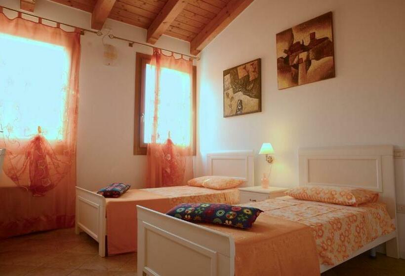 Quarto Estandar, Agriturismo Dartora