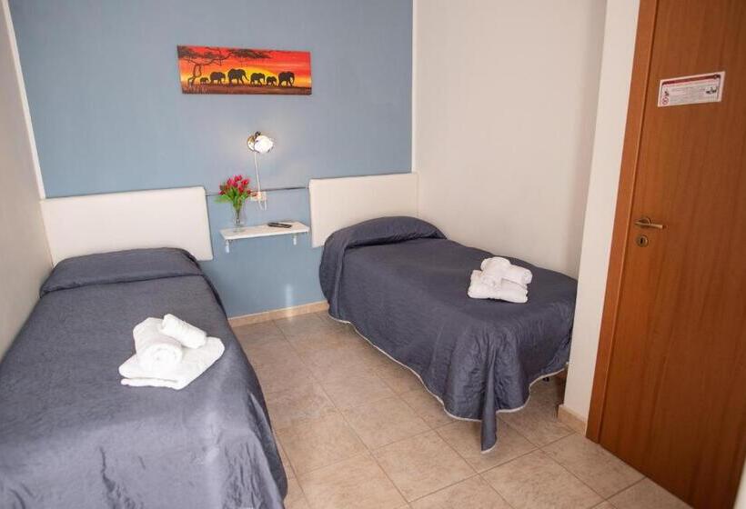 Номер Стандарт с Балконом, B&b New Triscele