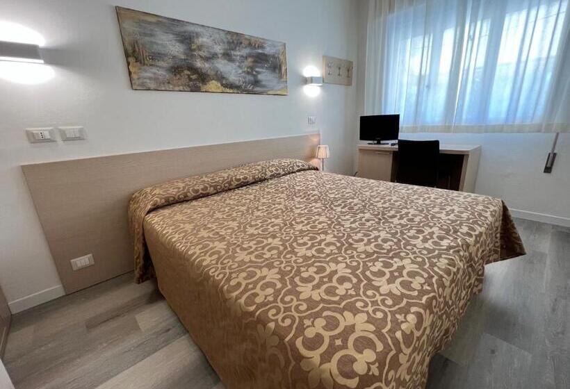 Семейный Номер, Castiglione