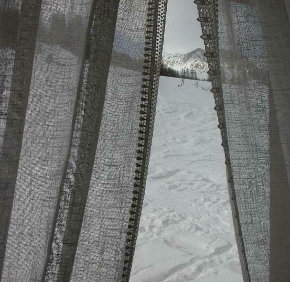 اتاق استاندارد, Costanza Mountain Holiday