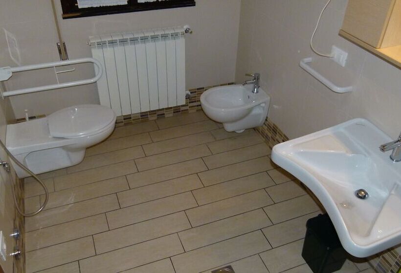 Quarto Triplo Estandar, Ideal Sottomarina