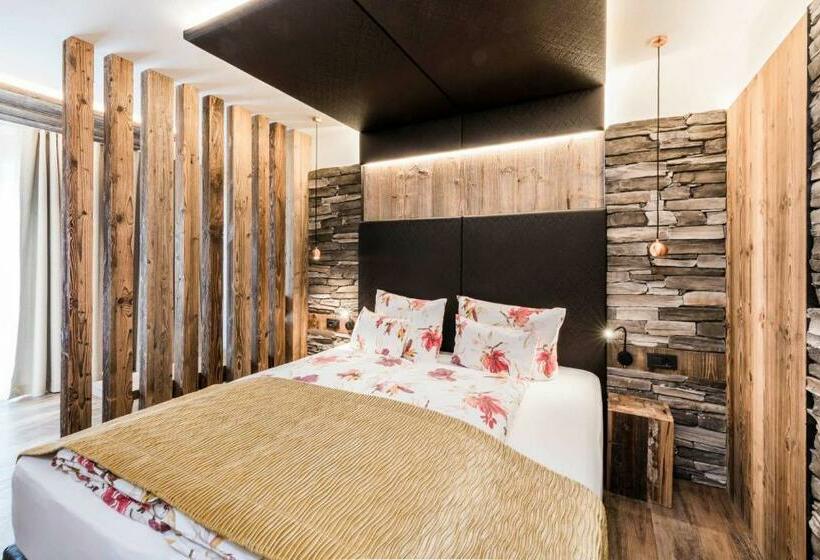 Четырехместный Номер Стандарт, Tyrol