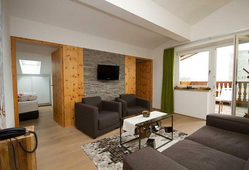 Четырехместный Номер Стандарт, Tyrol