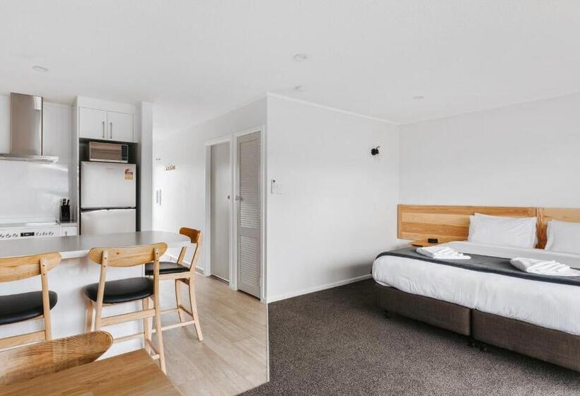 Апартаменты 1 Спальня, Cobblestone Court Motel   Wenzel Motels