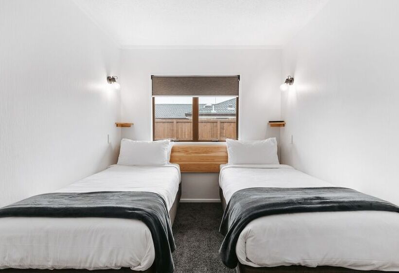 Апартаменты 1 Спальня, Cobblestone Court Motel   Wenzel Motels