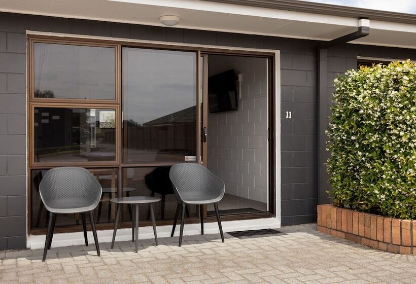 Студио Executive, Cobblestone Court Motel   Wenzel Motels