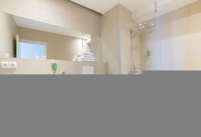Номер Стандарт Трехместный, Amrâth Hotel Bigarré
