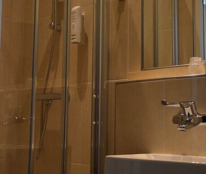 Quarto Estandar com Sacada, En Privé Wellness De Nieuwe Doelen