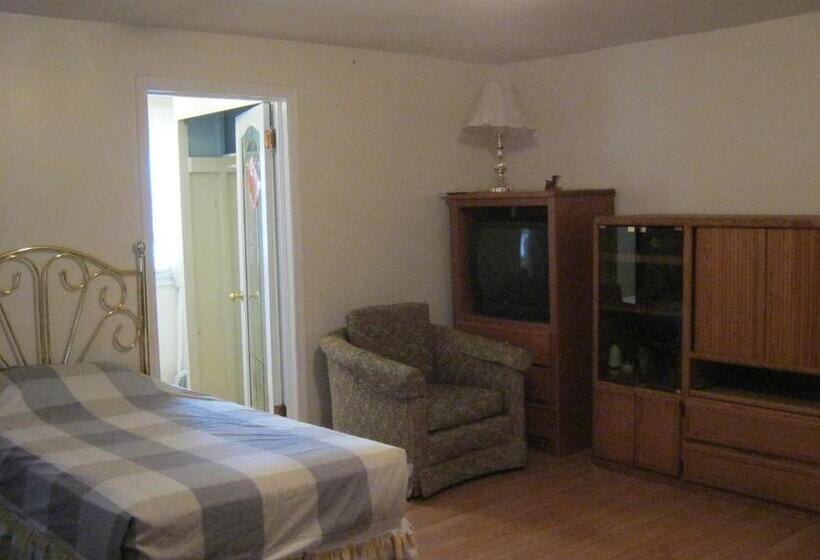 スタンダード４人部屋, Kelowna Okanagan Lake Hostel