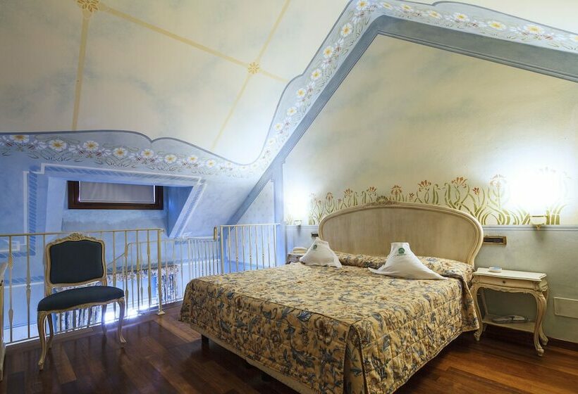 Полулюкс, Suite Hotel Nettuno