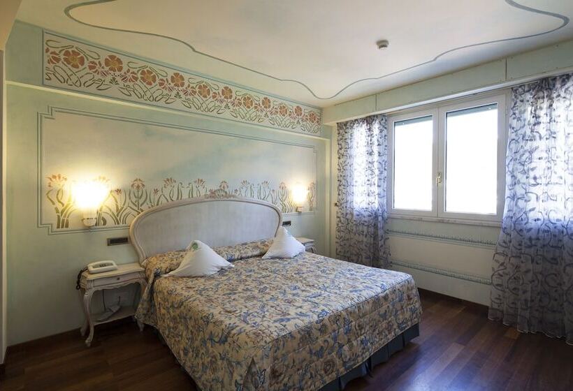 Люкс, Suite Hotel Nettuno