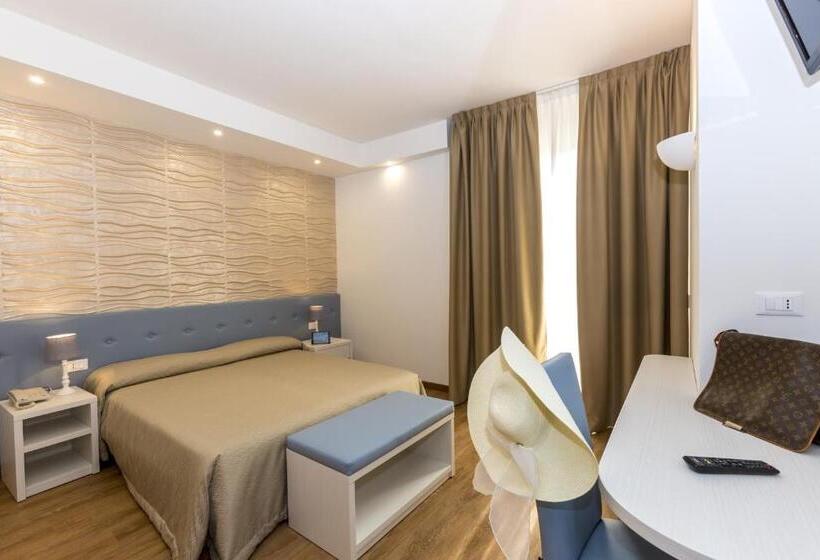 Chambre Supérieure Vue Mer Latérale, Touring