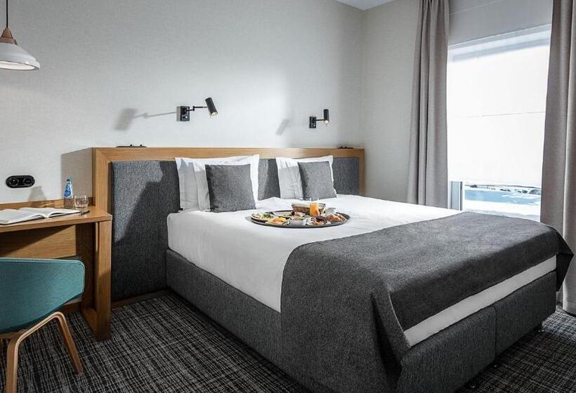 Номер бизнес-класса, Relais & Châteaux Hotel Quadrille   Adults Only