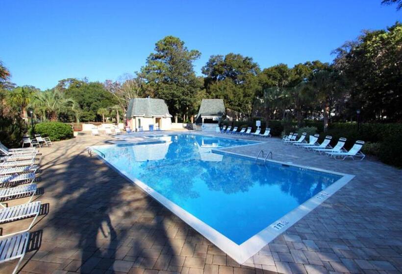Апартаменты 2 Спальни, Evian At Shipyard By Hilton Head Accommodations