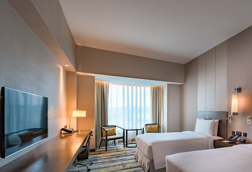 디럭스 룸, Hilton Kota Kinabalu