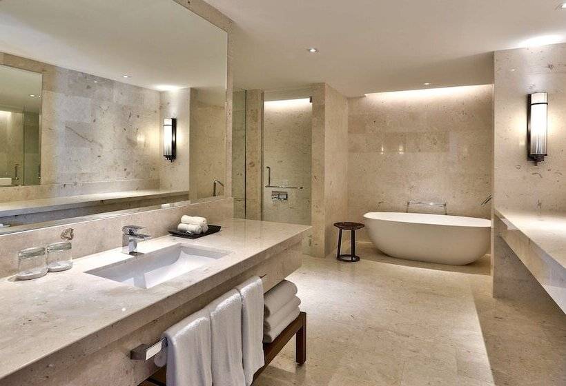 이그제큐티브 스위트, Hilton Kota Kinabalu