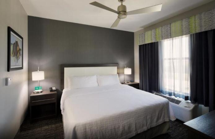 ２ベッドスイートルーム, Homewood Suites By Hilton Topeka
