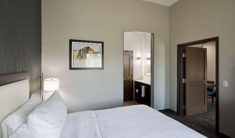 سوئیت با تخت بزرگ, Homewood Suites By Hilton Topeka