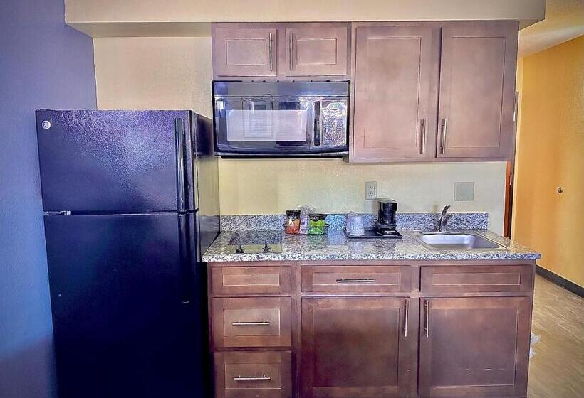 اتاق استاندارد, Days Inn By Wyndham New Orleans Pontchartrain