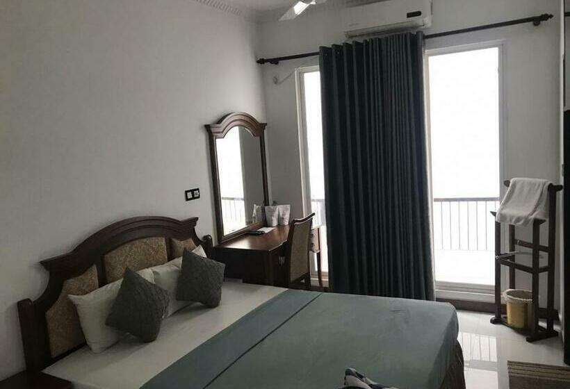 バルコニー付きデラックスルーム, Eagle S Residence
