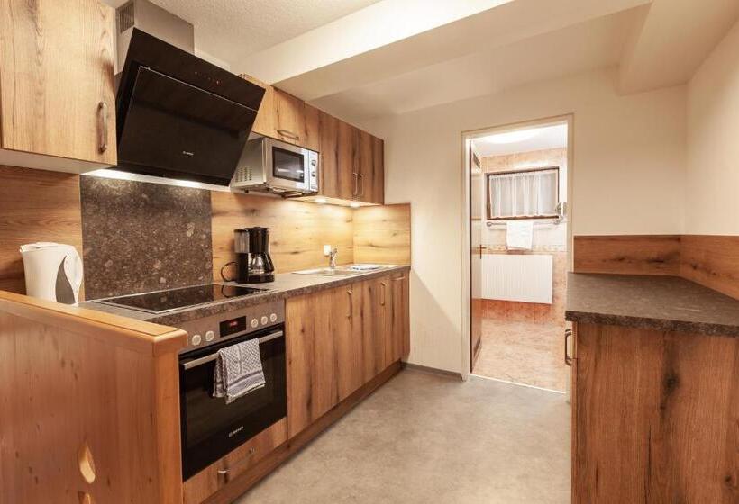 Apartamento 2 Quartos com Terraço, Ferienhaus Und Landhaus Berger