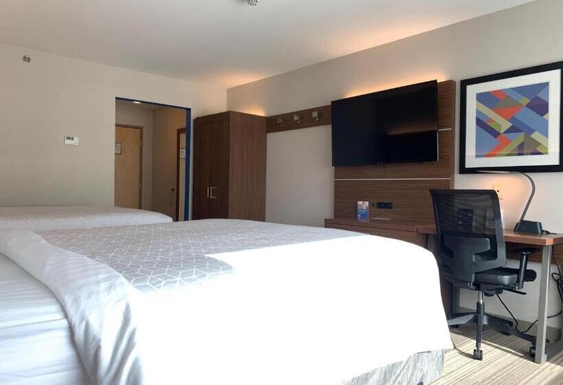 Quarto Estandar para Deficientes Físicos, Holiday Inn Express & Suites Danville, An Ihg